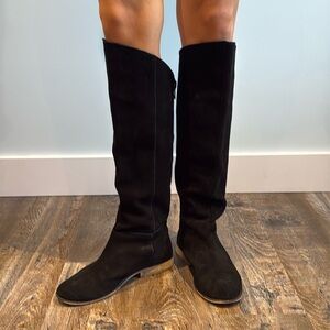 K&M| Knee High Suede Boots